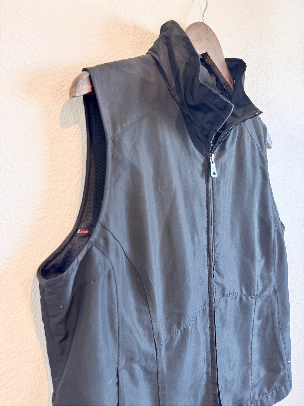 SCOTTeVEST Womens L Black Travel Utility Vest Techwear Pockets Lightweight K37 - Picture 2 of 10